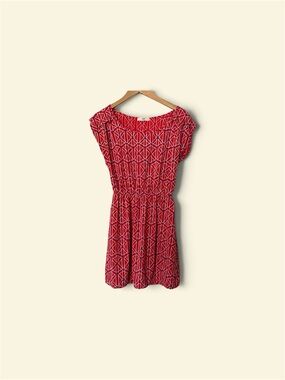 ISSI Red Geometric Midi Dress